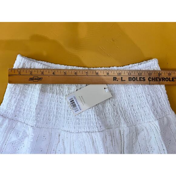 Choosy Pull On High Waisted Smocked Tiered Mini Skirt White Women's Size 8 NWT - Picture 5 of 9